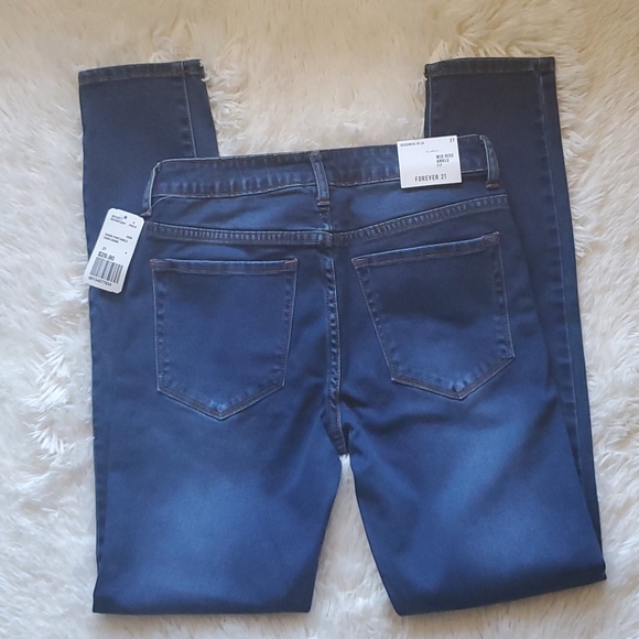 Forever 21 Mid Rise Ankle Fit  Size 27 - Picture 4 of 12